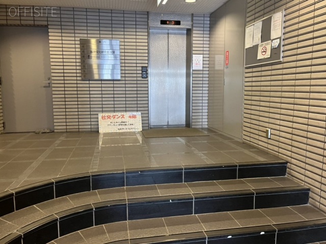 IWASAKI BLDG　エントランス