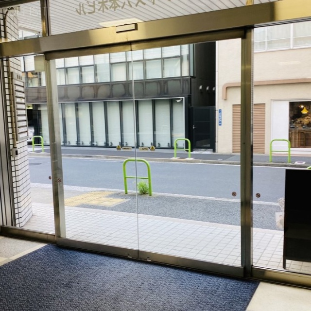 プレシャス六本木ビル エントランス