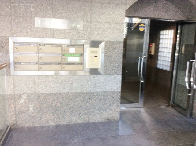 ベルズ原宿 エントランス