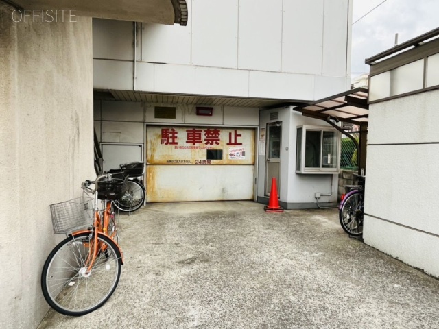 早川TKBビル 駐車場