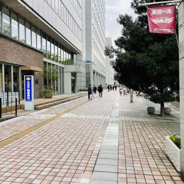 テルウェル仙台ビル　前面歩道