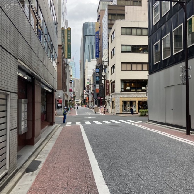 銀座アステルビル ビル前面道路