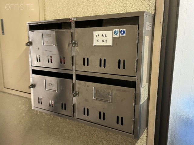 高木ビル　エントランス