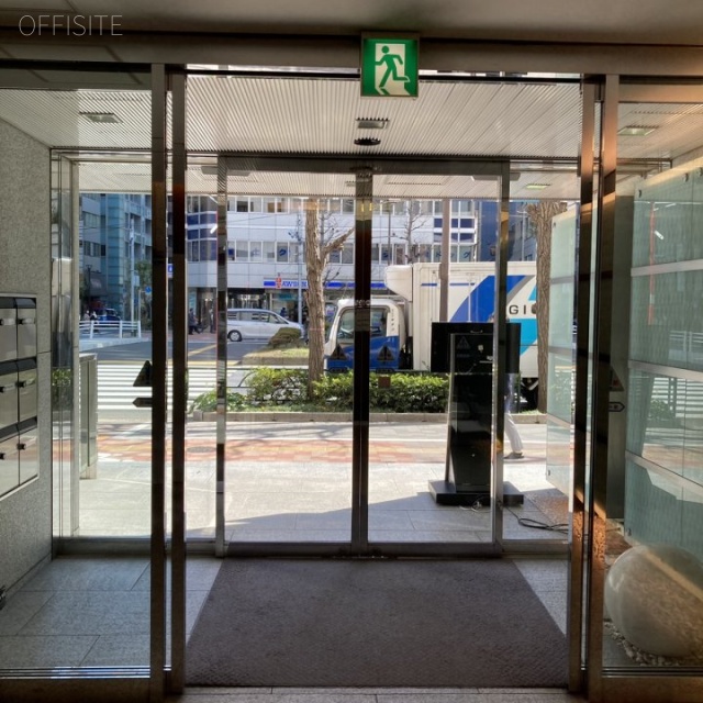 銀座セントラルビル エントランス