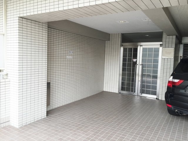 ティアラホームビル 画像