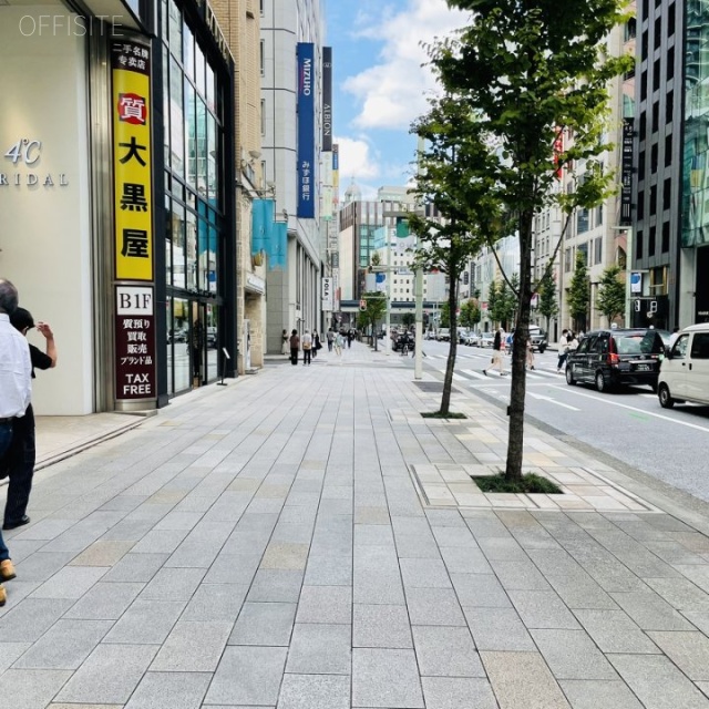 アサコ銀座ビル ビル前面道路
