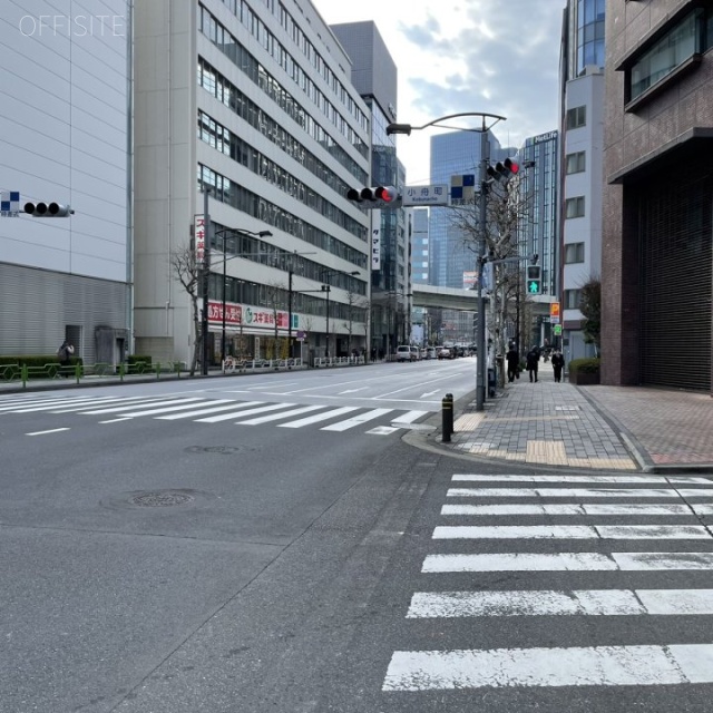 ヒューリック小舟町ビル ビル前面道路