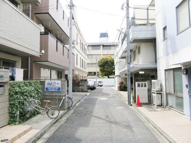 EIGHTEEN北青山 周辺