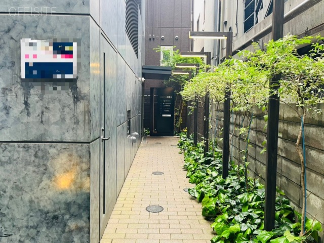 ARISTO南青山　エントランス