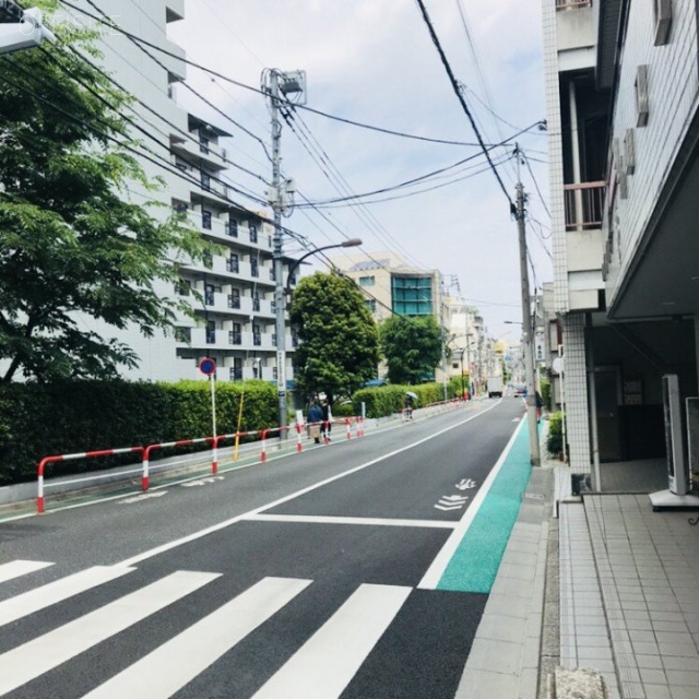 新畑戸ビル ビル前面道路