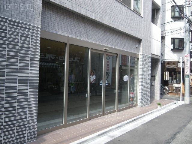 MⅢビル エントランス