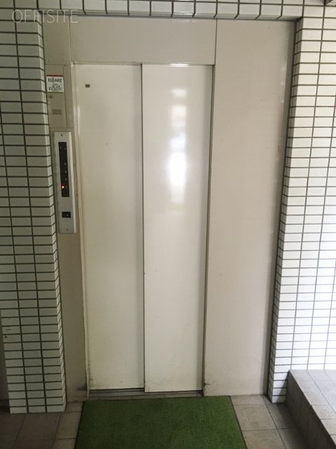 大塚ビル エレベーター