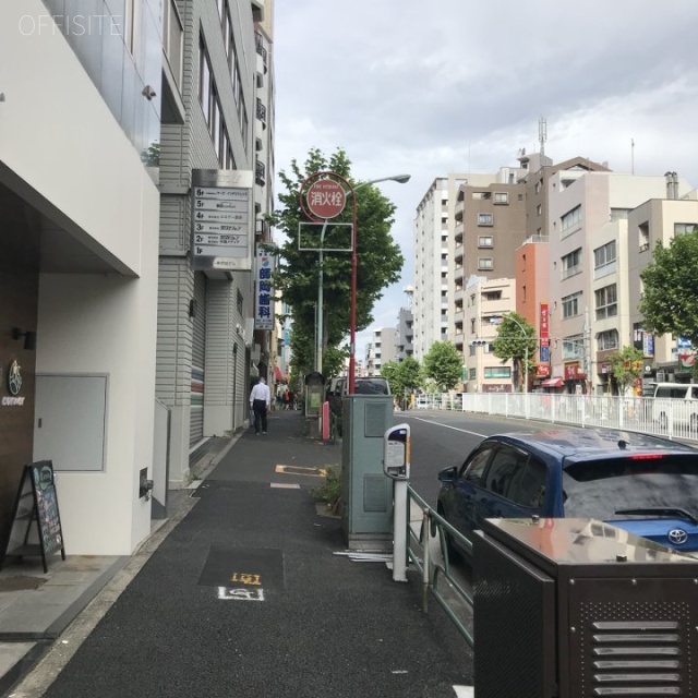 ニュー早稲田ビル ビル前面道路