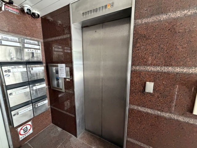 大久保ビル　エレベーター