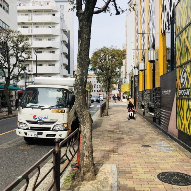 コキミビル ビル前面道路