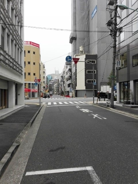 アガタ竹澤ビル　ビル周辺道路