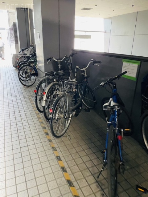 十六銀行名古屋ビル　駐輪スペース