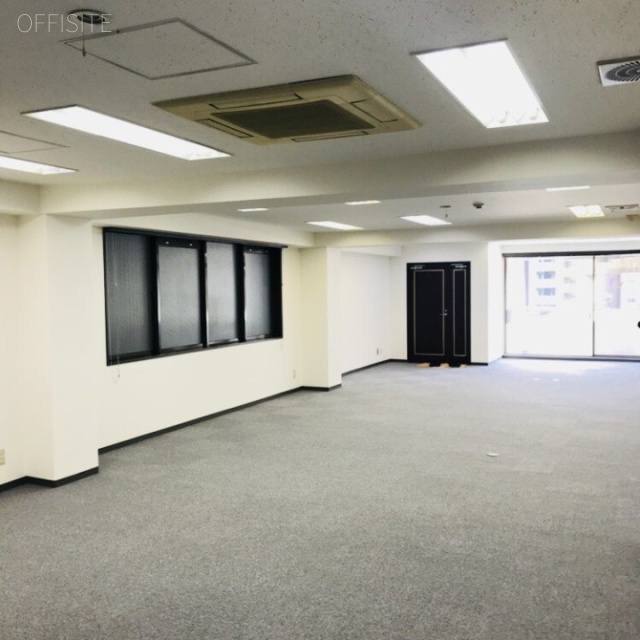 シウトウビル 室内