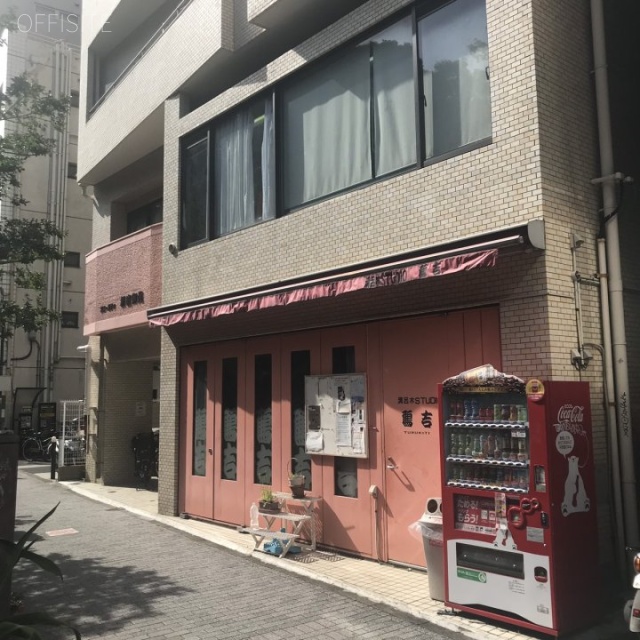 サニーシティ新宿御苑ビル 外観