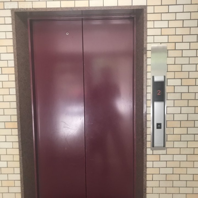 サニーシティ新宿御苑ビル エレベーター