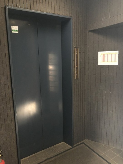 東海オリエンタルビル エレベーター