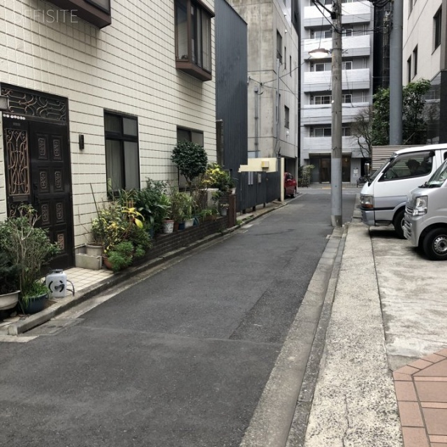 後藤ビル ビル前面道路