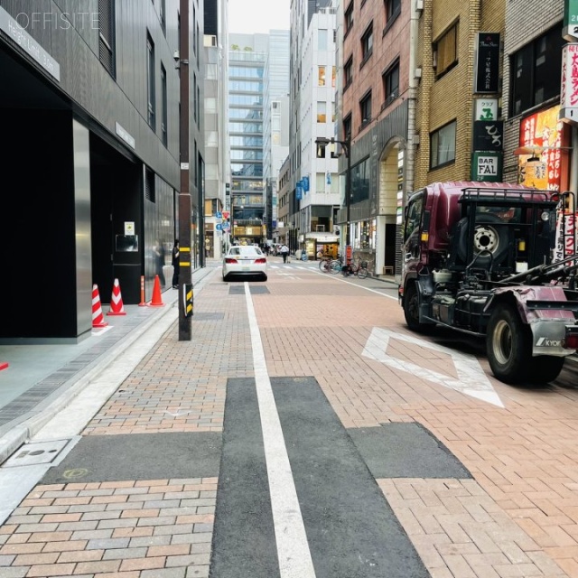 銀座SBMビル ビル前面道路