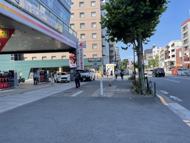 中野サンブライトアネックス　前面歩道