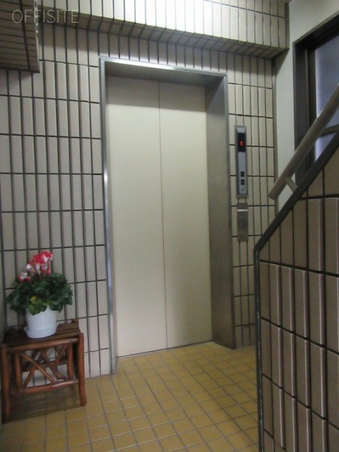 KIBIビル エレベーター