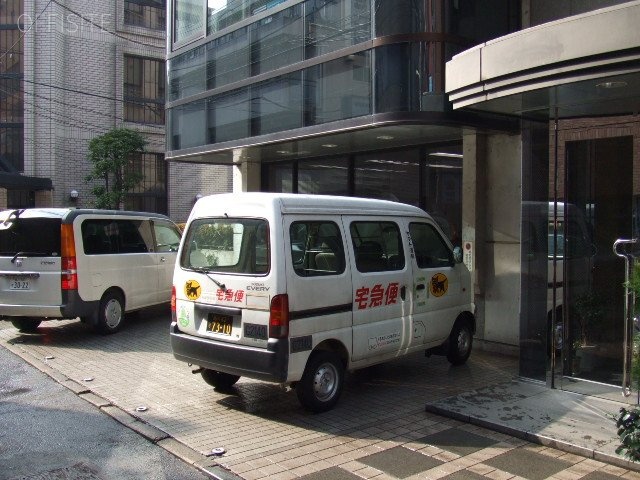TIZビル 画像