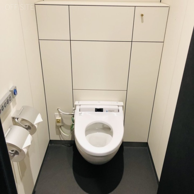 銀泉西新橋ビル　トイレ