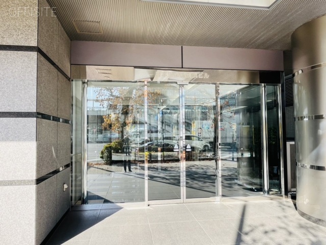 日本生命新横浜ビル エントランス