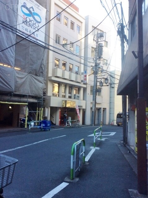池袋ロイヤルウエスビル ビル周辺道路