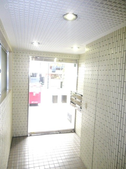 亀井橋ビル エントランス