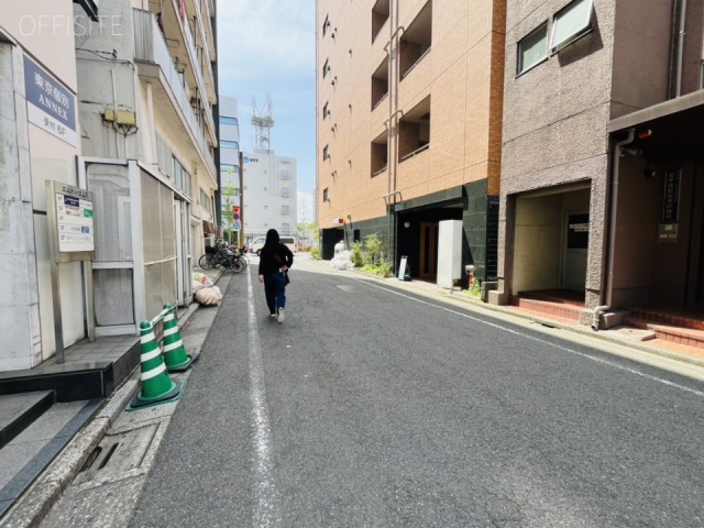 エムアンドエム1ビル 周辺