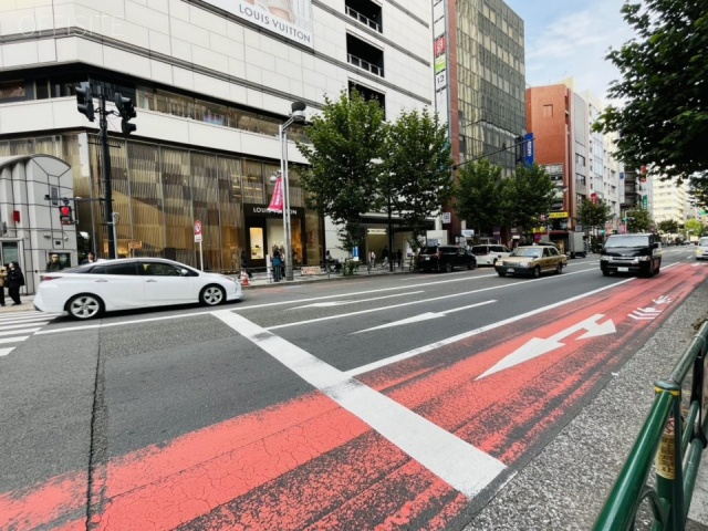 メットライフ新宿スクエア 周辺