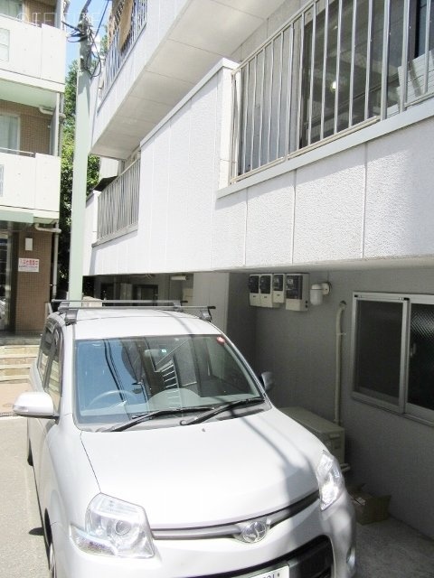 三泉社ビル 画像