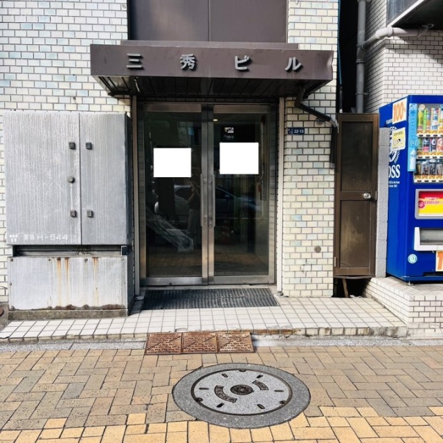 新川1丁目一棟貸し エントランス