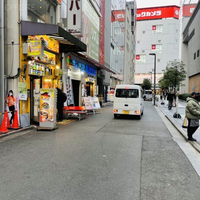 Akiba1131ビル ビル前面道路