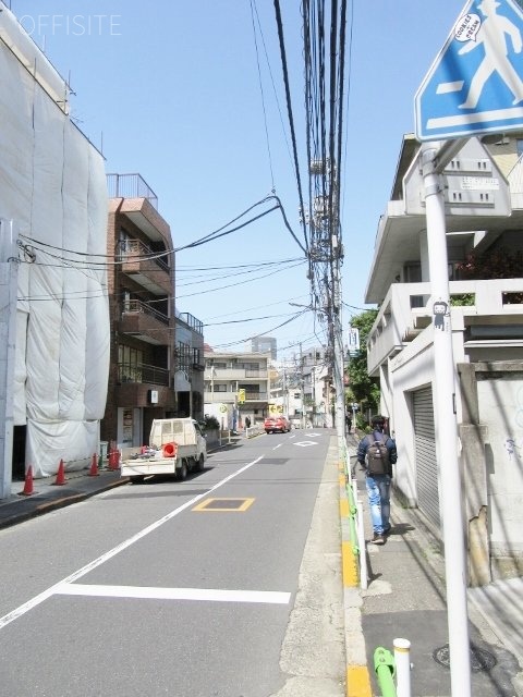 六本木アーバンレックスビル 画像