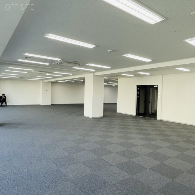 テアトル神南　基準階 室内