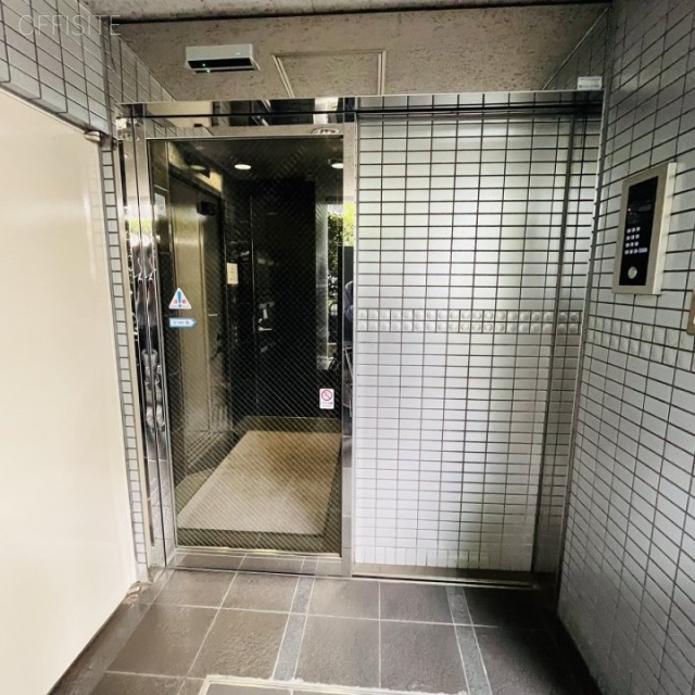 ニチリンビル オフィスビル出入口