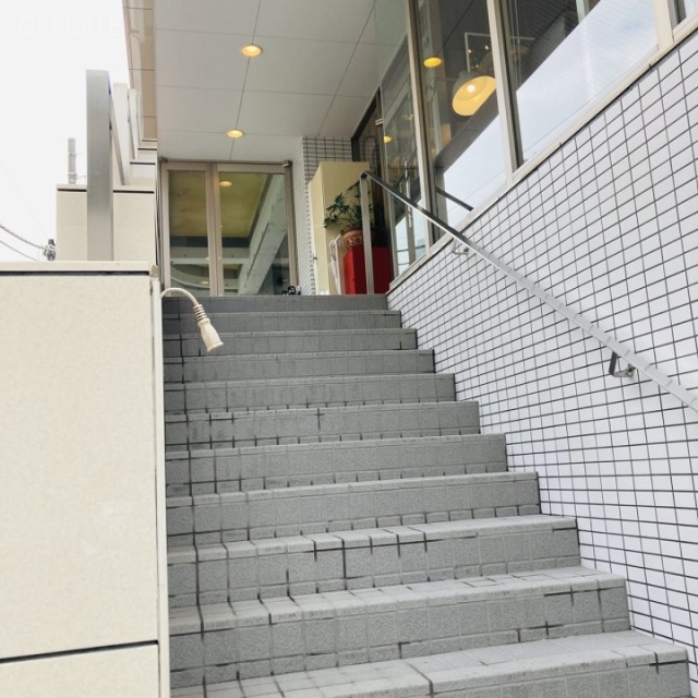 神宮前堺ビル エントランス