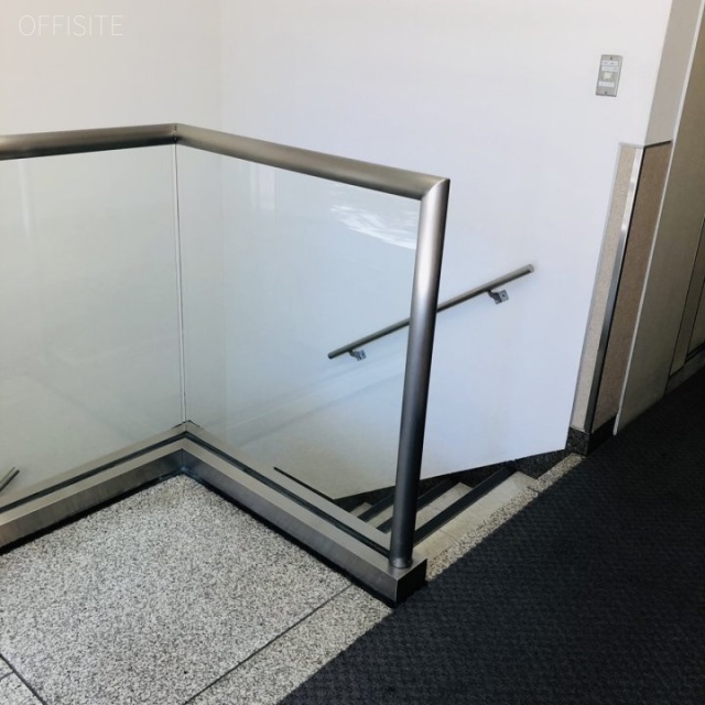 日新建物新橋ビル　エントランス