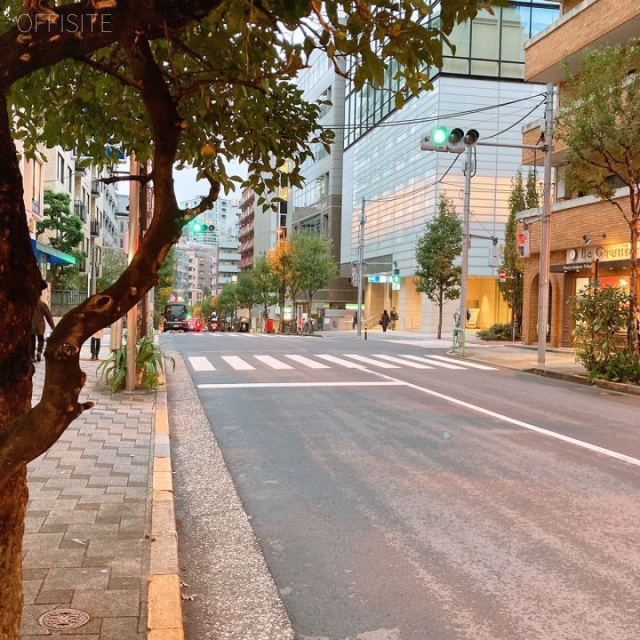 第一茜ビル ビル前面道路