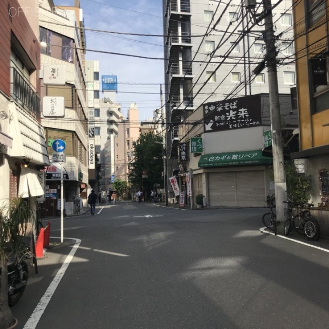 柏木片桐屋ビル ビル前面道路