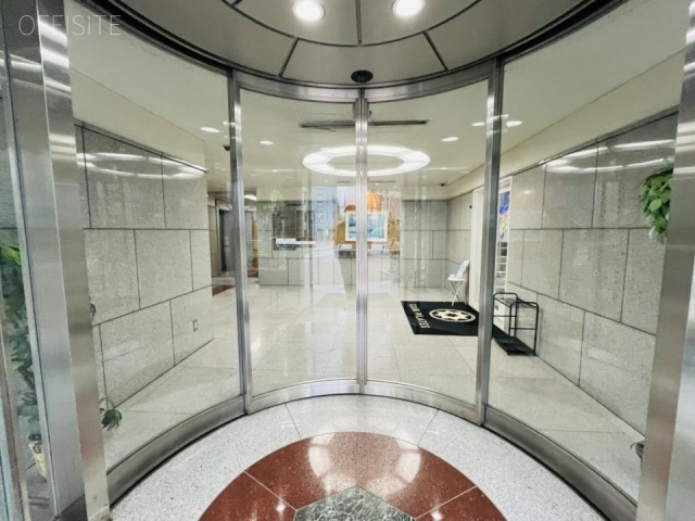 サンロータスビル エントランス