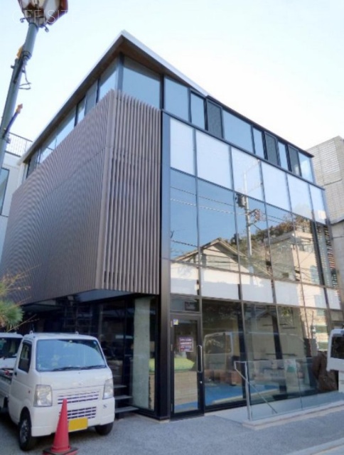 M RESIDENCEビル　外観