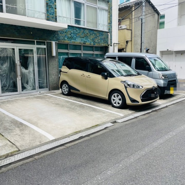 島田ビル 駐車場