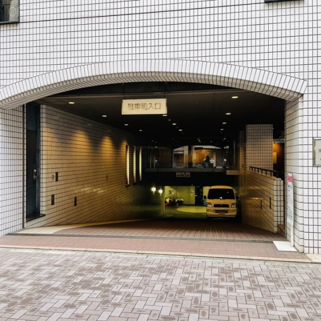 銀座THビル 駐車場